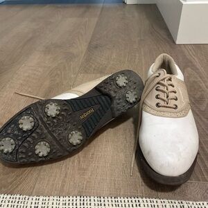 Used women’s golf shoes